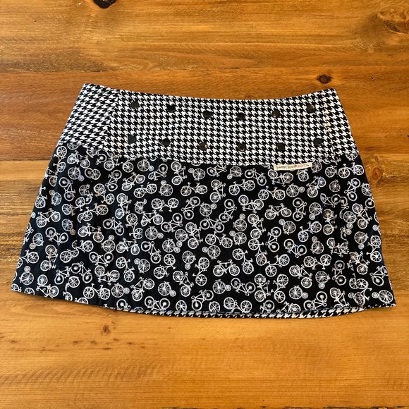 Sweet Spot Skirt - OSFM - Picture 1 of 3